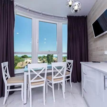 Apartment Vip C панорамой моря, жк новый берег *