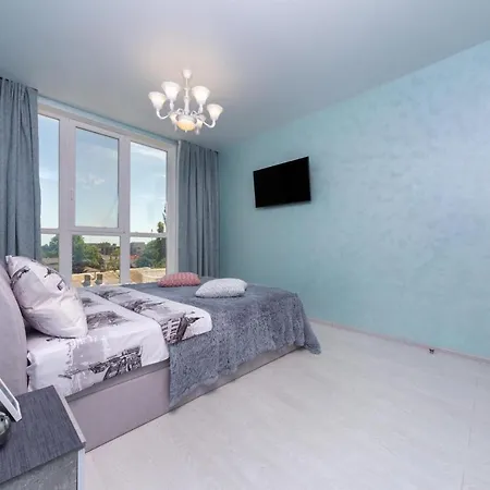 Vip C панорамой моря, жк новый берег Apartment *